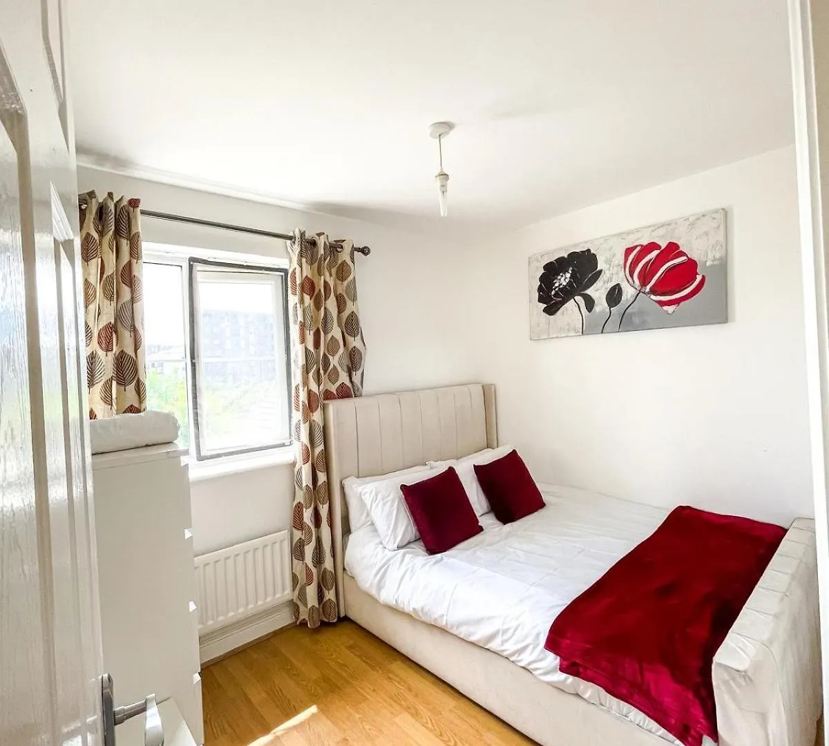 Barking Leisure And Contractor Stays location